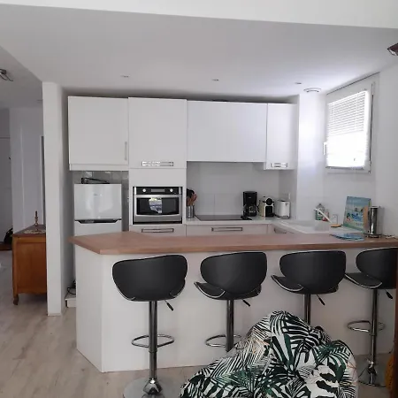 T2 A - Proche Du Casino, Centre-ville, D'eyrac, Parking Et Balcon - Fr-1-319-510 Daire *